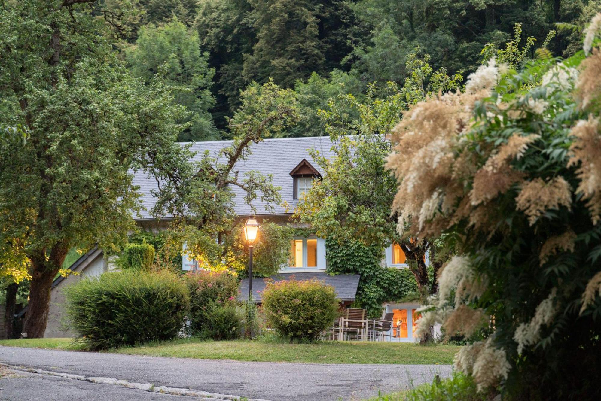Отель Domaine De Ramonjuan Баньер-де-Бигор Экстерьер фото
